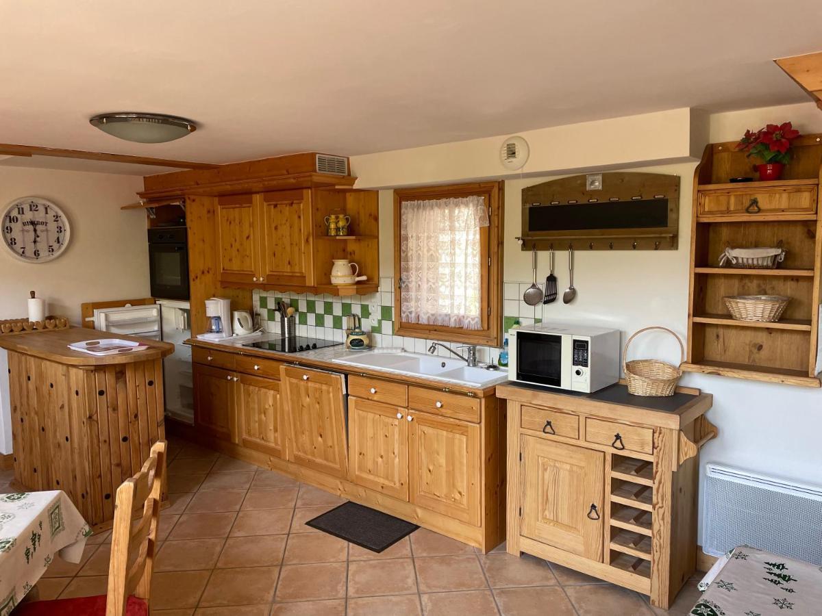 Le Lessy M4 Apartment Le Grand-Bornand Bagian luar foto